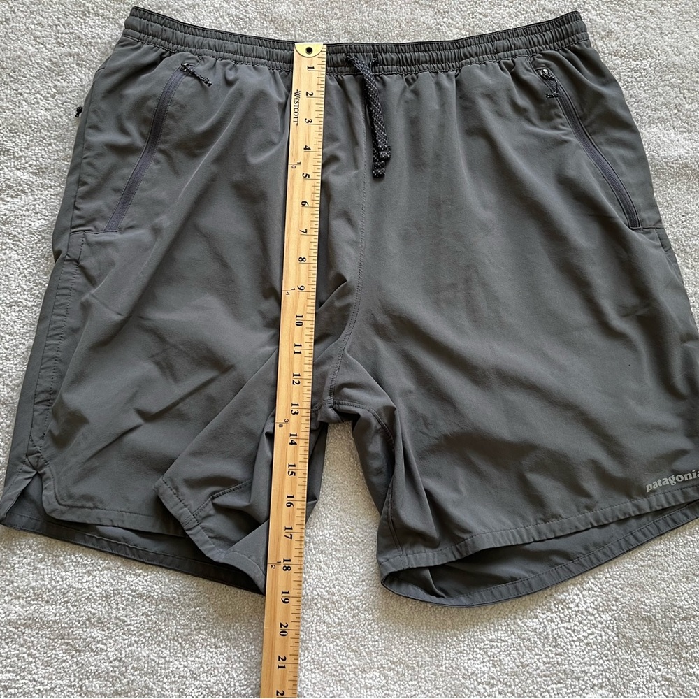 PATAGONIA Men's Nine Trails Shorts--8" Size XL - Picture 8 of 9